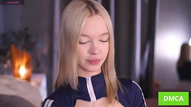 Snapshot of _AlinaBailey chatting on November 14, 7:12 am AlinaBailey online show from November 14, 7:12 am