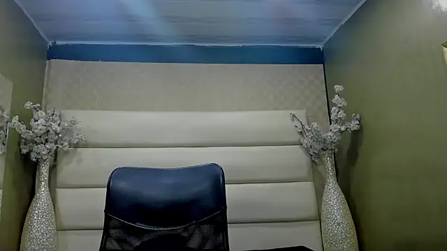 Desmon Clark online show from March 19, 11:39 am