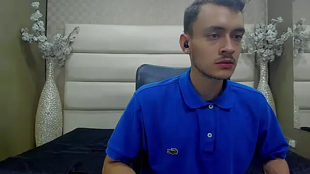 Desmon Clark online show from March 9, 4:27 am