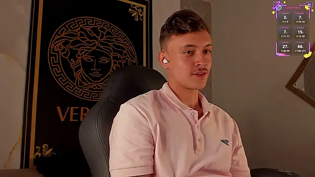 Desmon Clark online show from September 29, 12:17 am