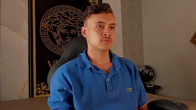 Desmon Clark online show from September 26, 10:16 pm