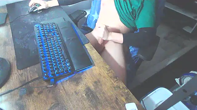 WouldLovetoFuckYou666 online show from February 23, 7:03 pm