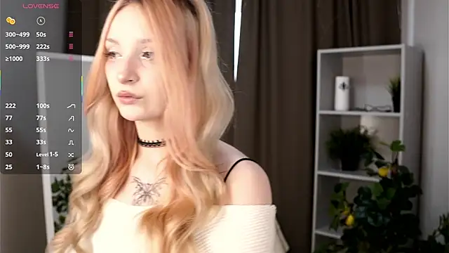 Naughty  Couplles online show from May 29, 1:33 am