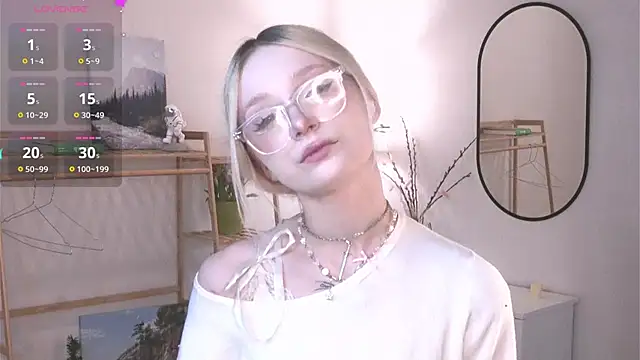 Naughty  Couplles online show from February 22, 3:09 am