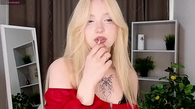 Naughty  Couplles online show from May 23, 3:05 am