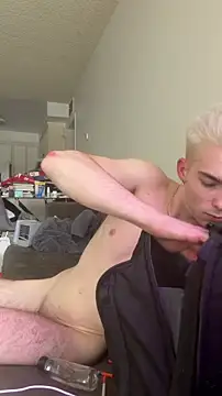 cbuchanan15 online show from February 15, 4:28 pm