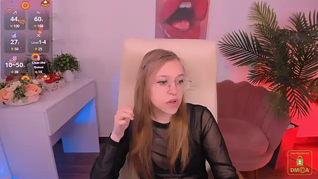 LayriantaVee online show from March 13, 7:20 am