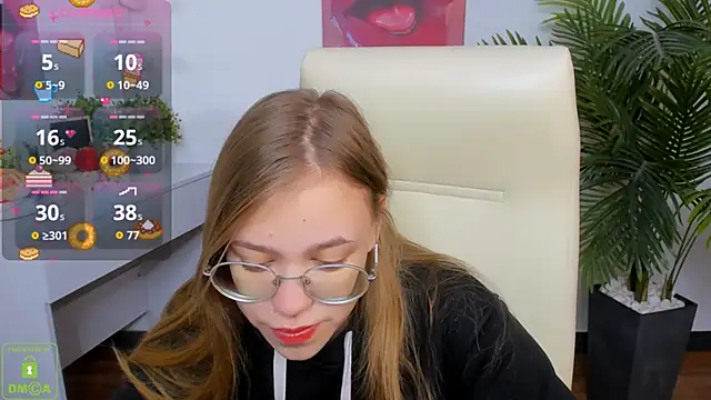 LayriantaVee online show from October 6, 6:03 am