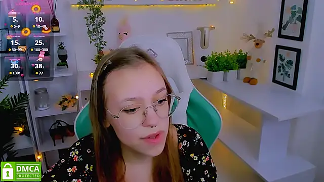 LayriantaVee online show from February 26, 10:05 am