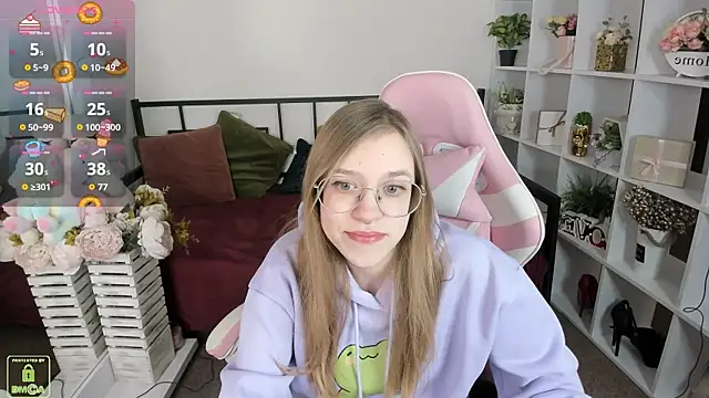 LayriantaVee online show from March 24, 7:08 am