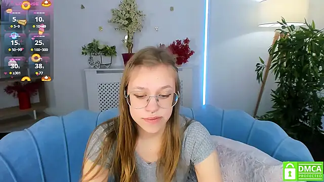 LayriantaVee online show from February 25, 1:21 pm