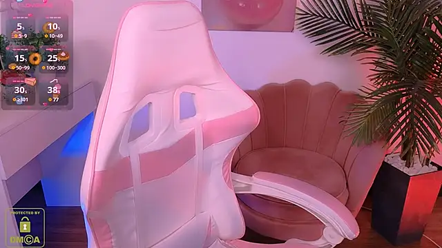 LayriantaVee online show from March 16, 7:15 am