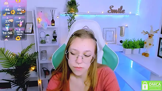 LayriantaVee online show from March 8, 1:47 pm