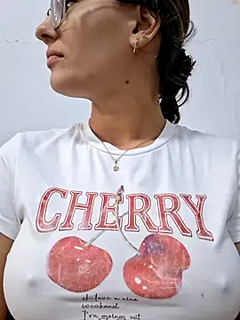 Ary-18 online show from April 18, 2:08 pm