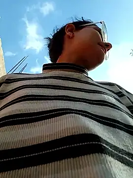 Snapshot of Ary-18 chatting on November 22, 1:43 pm Ary-18 online show from November 22, 1:43 pm