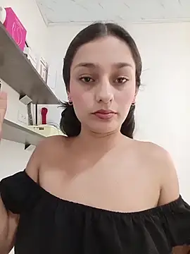 Snapshot of Ary-18 chatting on October 24, 2:05 pm Ary-18 online show from October 24, 2:05 pm