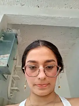 Ary-18 online show from June 3, 7:29 pm