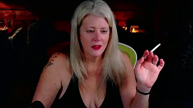 AliceHarlot online show from November 19, 5:18 am