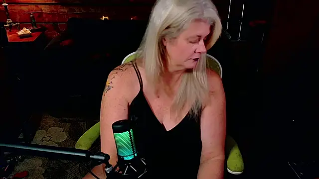 AliceHarlot online show from December 17, 5:23 am