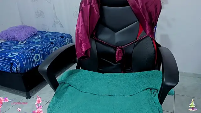 Danniela rivera online show from December 5, 11:42 am