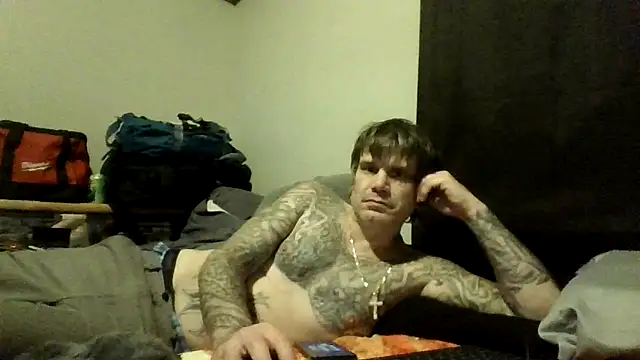 clitstitsandbongrips online show from October 28, 10:03 am