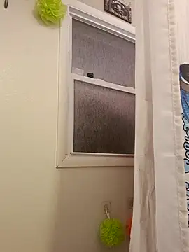 clitstitsandbongrips online show from September 30, 3:01 am