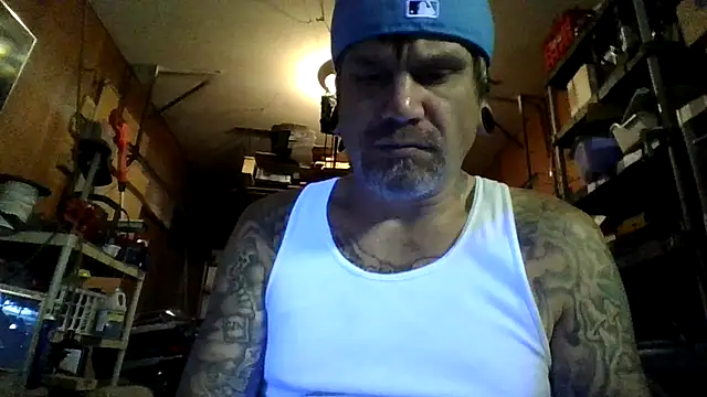 clitstitsandbongrips online show from September 11, 10:04 am