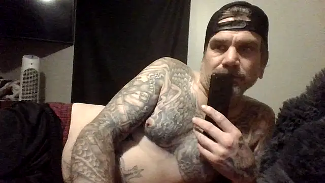 clitstitsandbongrips online show from September 17, 10:39 am