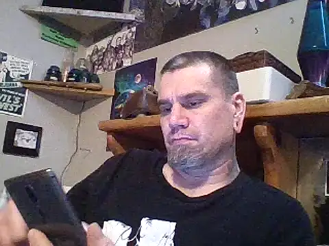 clitstitsandbongrips online show from February 13, 9:27 pm