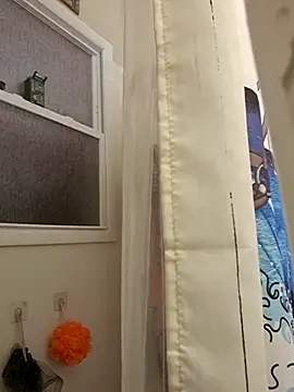 clitstitsandbongrips online show from February 23, 11:33 am