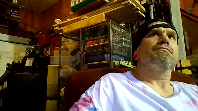 clitstitsandbongrips online show from March 12, 11:21 am