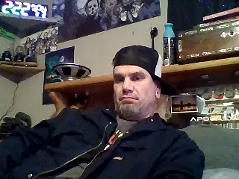 clitstitsandbongrips online show from March 20, 1:59 pm