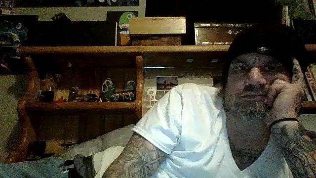 clitstitsandbongrips online show from December 11, 1:17 pm