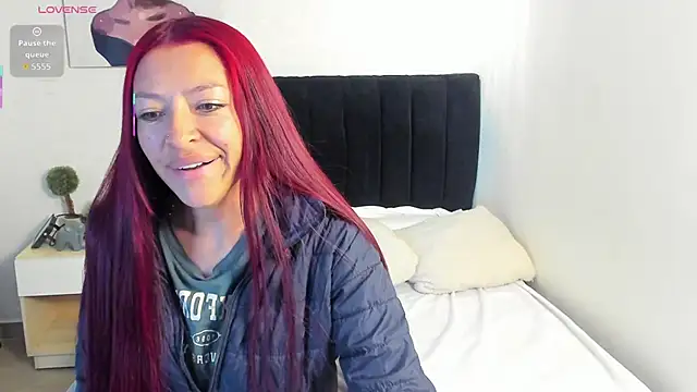 Snapshot of Scarlett__bell chatting on September 12, 1:22 pm Scarlett bell online show from September 12, 1:22 pm