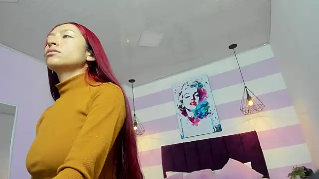 Scarlett  bell online show from November 5, 1:25 pm