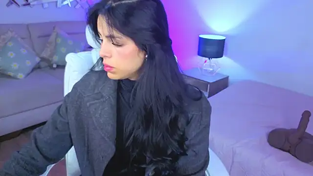 Eliie Ruizz online show from April 11, 4:31 am