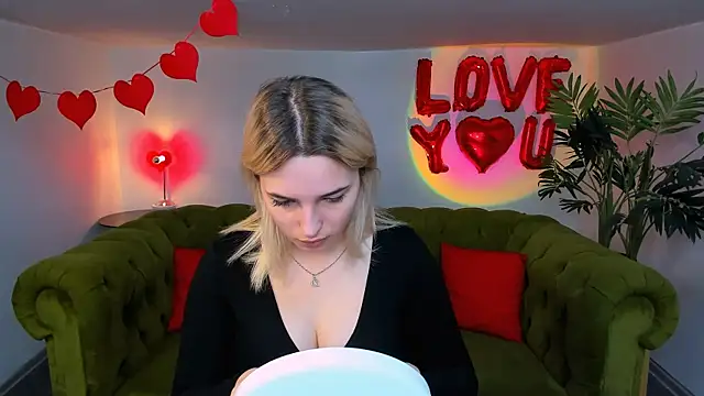 Snapshot of tendermeow chatting on February 11, 1:20 pm tendermeow online show from February 11, 1:20 pm