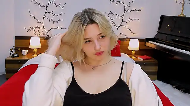 Snapshot of tendermeow chatting on February 1, 12:26 pm tendermeow online show from February 1, 12:26 pm