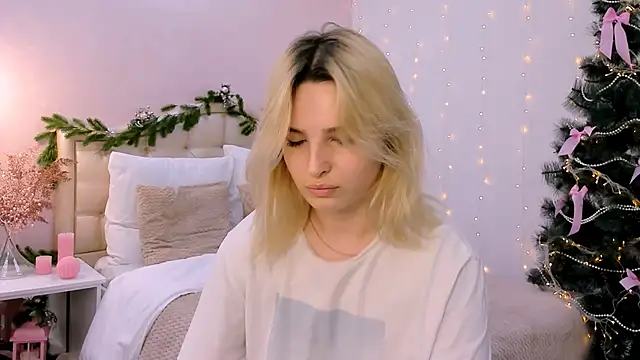 Snapshot of tendermeow chatting on January 24, 7:28 pm tendermeow online show from January 24, 7:28 pm