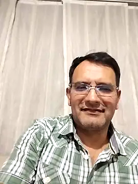 RogueTraveler online show from March 4, 2:27 am
