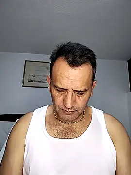 RogueTraveler online show from November 6, 3:32 am