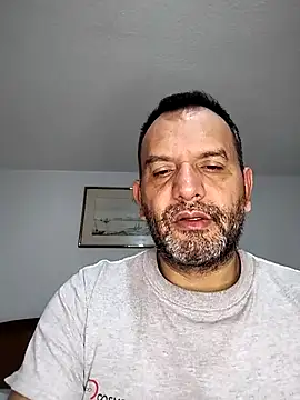 RogueTraveler online show from September 28, 3:13 am