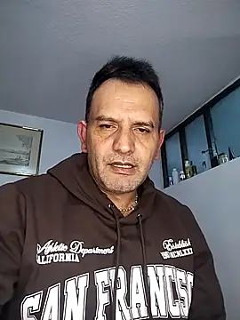 RogueTraveler online show from November 4, 3:43 am