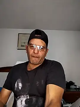 RogueTraveler online show from October 21, 4:01 am