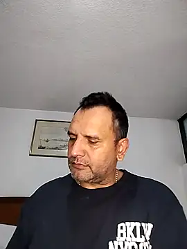 RogueTraveler online show from October 17, 2:48 am