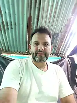 RogueTraveler online show from January 8, 5:52 pm