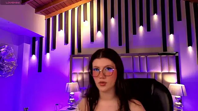 AmberFarrell online show from May 17, 5:46 pm