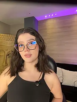 Snapshot of AmberFarrell chatting on January 6, 8:02 pm AmberFarrell online show from January 6, 8:02 pm