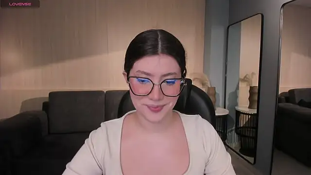 Snapshot of AmberFarrell chatting on July 11, 8:20 pm AmberFarrell online show from July 11, 8:20 pm