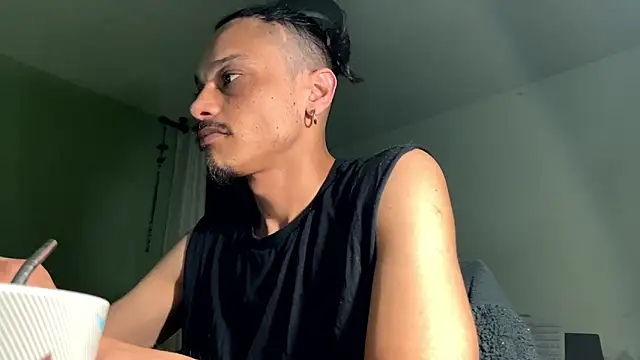 villanocat online show from September 26, 2:18 am